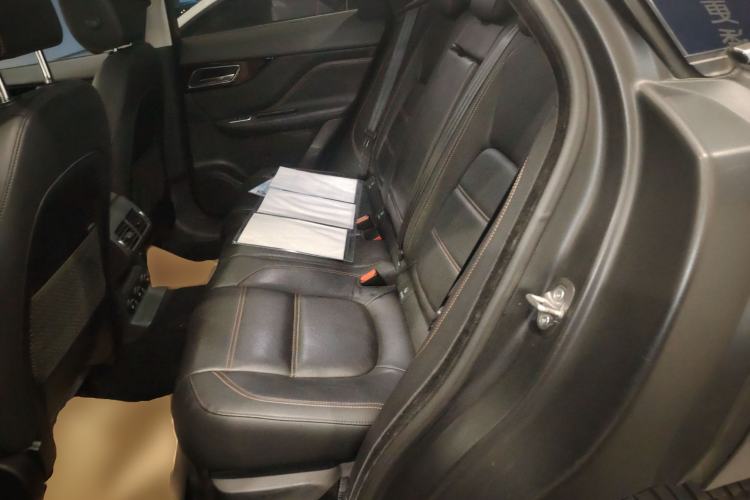 Used Jaguar F-PACE 2018 2.0T Four-Wheel Drive Urban Luxury Edition
