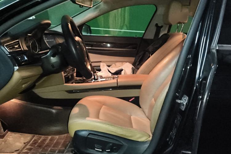 Used BMW 7 Series 2013 730Li Leading Model
