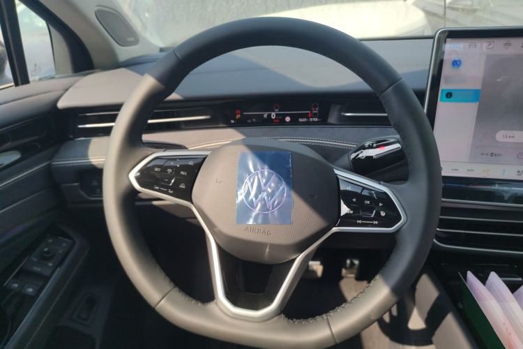 Used Volkswagen ID.7 VIZZION 2024 PRO Model Steering Wheel