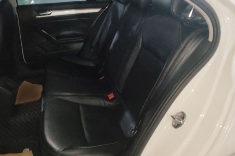 Used Volkswagen Lamando 2018 230TSI DSG Fashion Edition Left Rear Seat