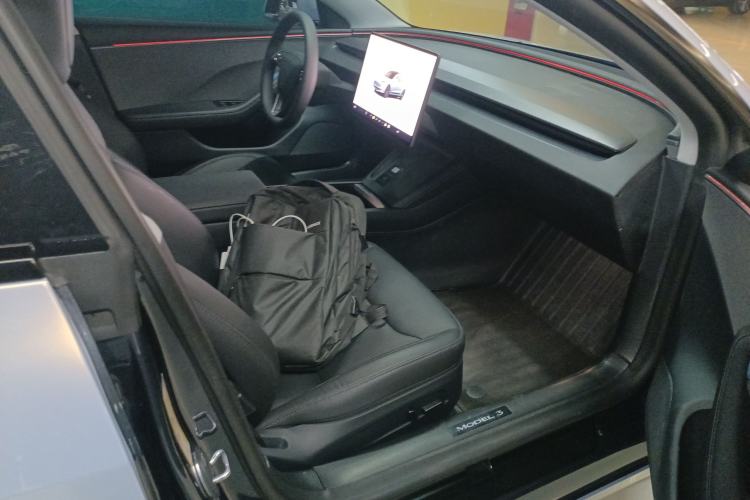 Used Tesla Model 3 2025 Rear-Wheel-Drive Version