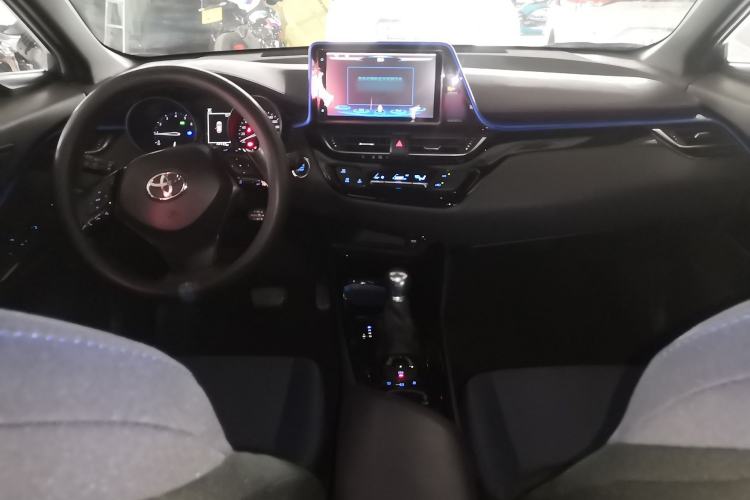 Used Toyota C-HR 2020 2.0L Leading Edition
