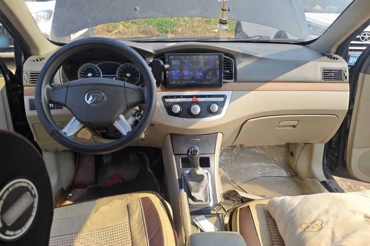 Used Lifan Auto 620 2010 Platinum Edition 1.5L Manual Premium Model