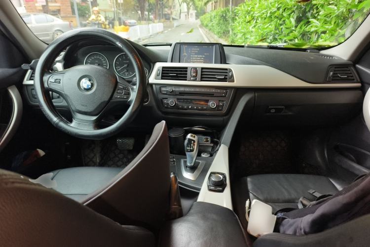Used BMW 3 Series 2013 320i Sport Edition
