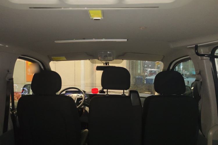 Used SAIC MAXUS Xintu V80  Headliner