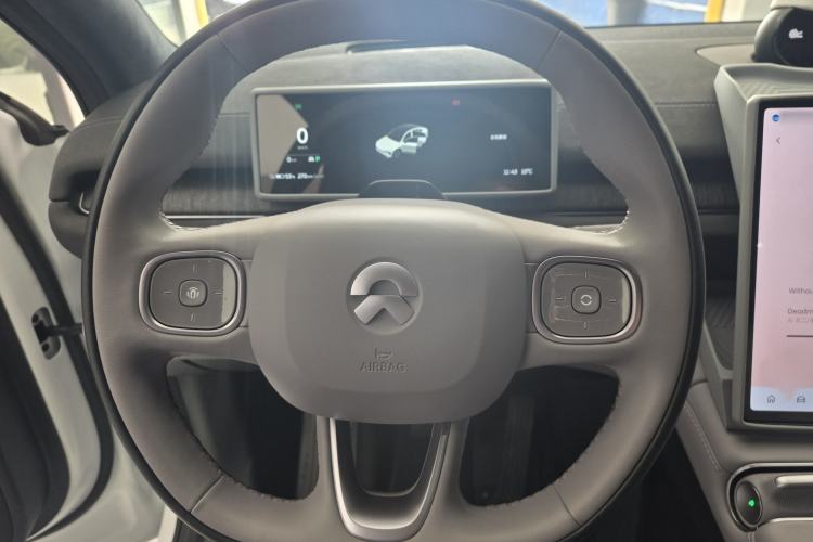 Used Nio EC6 2024 75 kWh Steering Wheel
