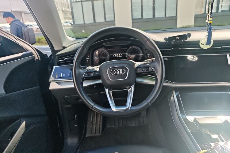 Used Audi Q8 2019 45 TFSI Luxury Prestige Edition Steering Wheel