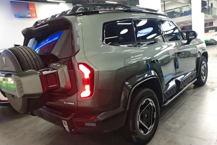 Used Deepal G318 2025 Worry-Free Cross-Country Edition Four-Wheel Drive Distant Mountains Version
