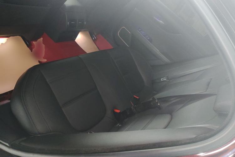 Used Jaguar XEL 2020 2.0T 250 PS SE Tech-Elegant Edition Left Rear Seat