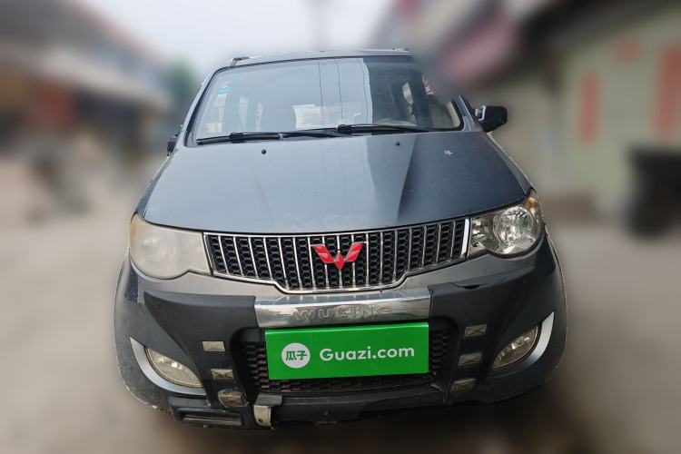 Used Wuling Hongguang 2014 1.2L Standard Model China IV
