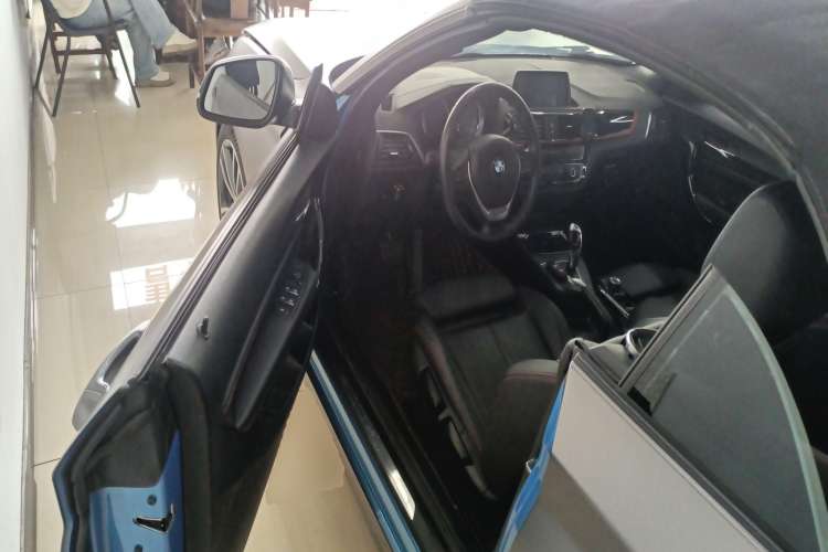 Used BMW 2 Series 2018 220i Convertible Coupe Sports Design Package