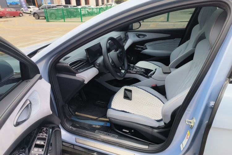 Used BYD Seal 2022 550 km Standard Range Rear-Wheel Drive Elite Version Driver Seat