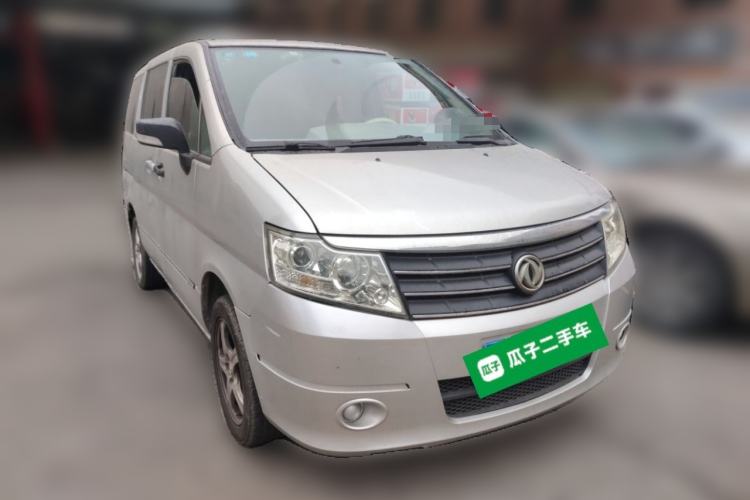Used Dongfeng Shuaike 2013 Revised Version 1.5L Manual Comfort Trim 7 Seats China IV Standard Front Right 45 Deg