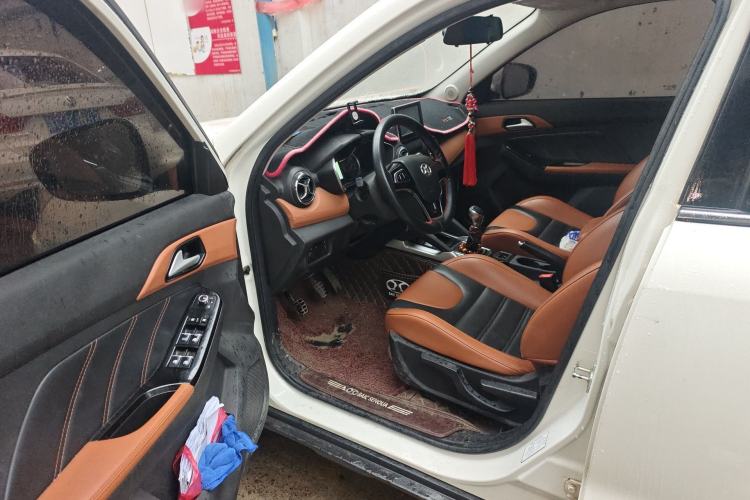 Used BAIC Senova X35 2016 1.5L Manual Luxury Edition Driver Seat