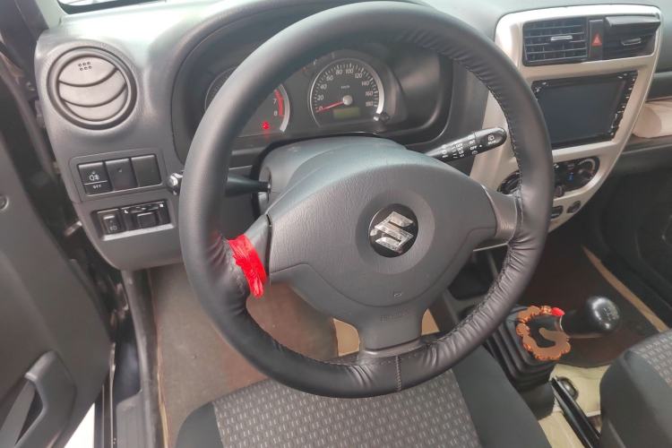 Used Suzuki Jimny 2010 1.3 MT Fashion Limited Edition Steering Wheel