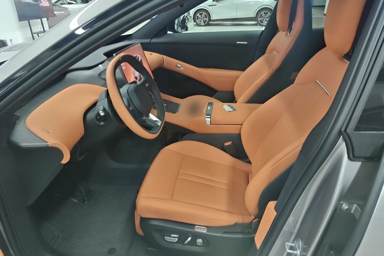 Used Xiaomi Auto YU7 2025 Ultra-Long Range Rear-Wheel Drive Version Left Front Seat