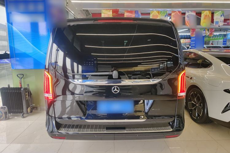 Used Mercedes-Benz V-Class 2018 V 260 Prestige Edition China VI
