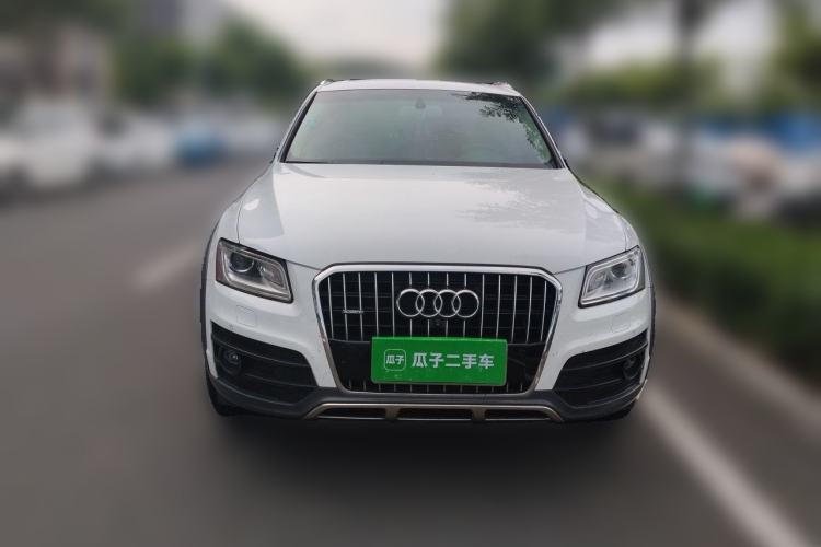 Used Audi Q5 2017 Plus 40 TFSI Technology Model