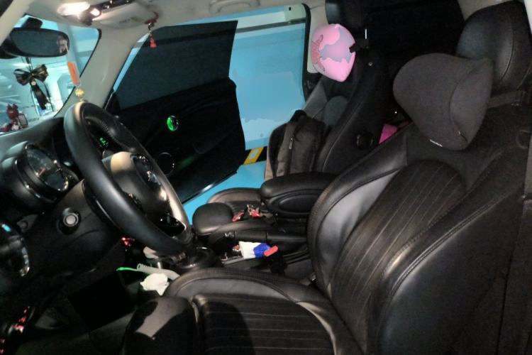 Used MINI 2019 2.0T COOPER S Artist Left Front Seat