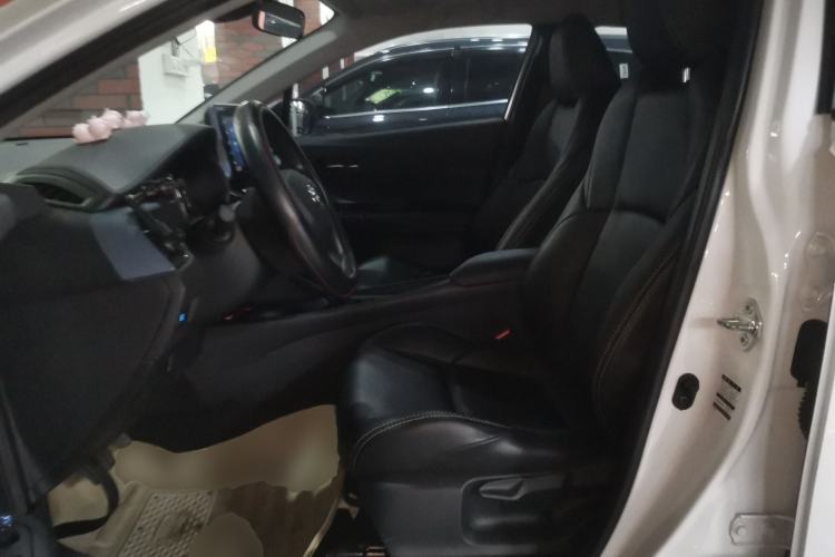 Used Toyota IZOA 2022 2.0L Yixing Version
