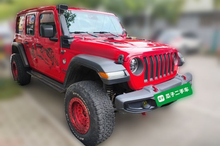 Used Jeep Wrangler 2019 2.0T Sahara Four-Door Electric Convertible China VI Emission Standard

