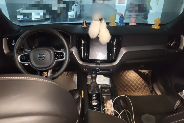 Used Volvo XC60 2018 T5 4x4 Smart & Sporty Edition