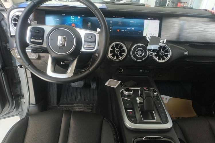 Used Tank 300 2021 City Edition 2.0T—Truly Stylish