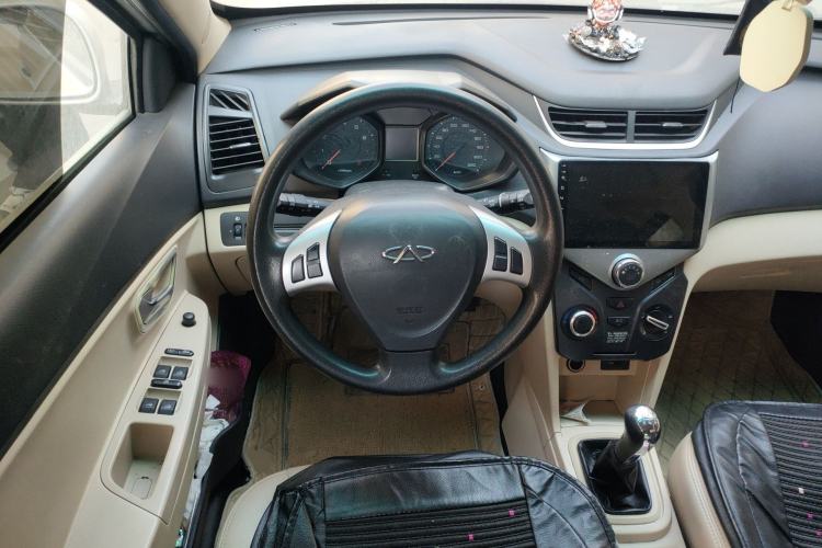 Used Chery Fengyun 2 2013 Hatchback 1.5L Manual Ruiyi Edition