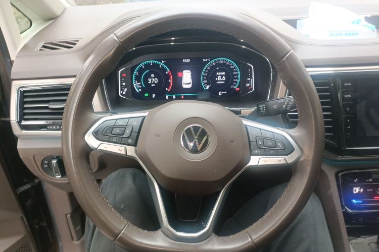 Used Volkswagen Viloran 2020 330TSI Luxury Edition