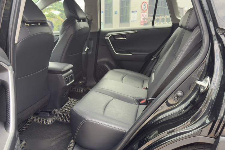 Used Toyota Wildlander 2022 2.0L CVT Two-Wheel Drive Urban Edition Interior 3