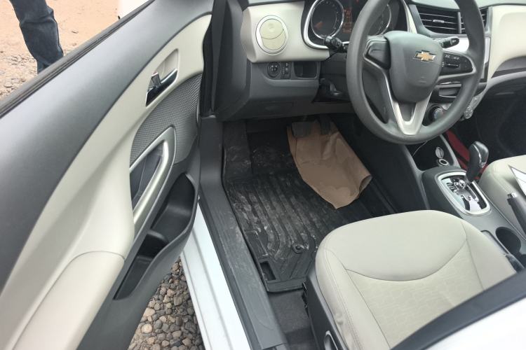 Used Chevrolet Sail 2015 Sail 3 1.5L AMT Happiness Sunroof Edition