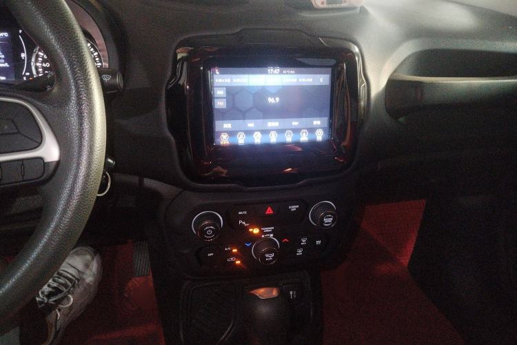 Used Jeep Renegade 2019 220T Automatic Leading Edition