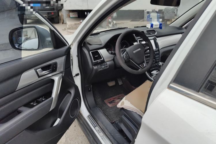 Used Haval H2 2017 Red-Label 1.5T Automatic Two-Wheel Drive Luxury Model