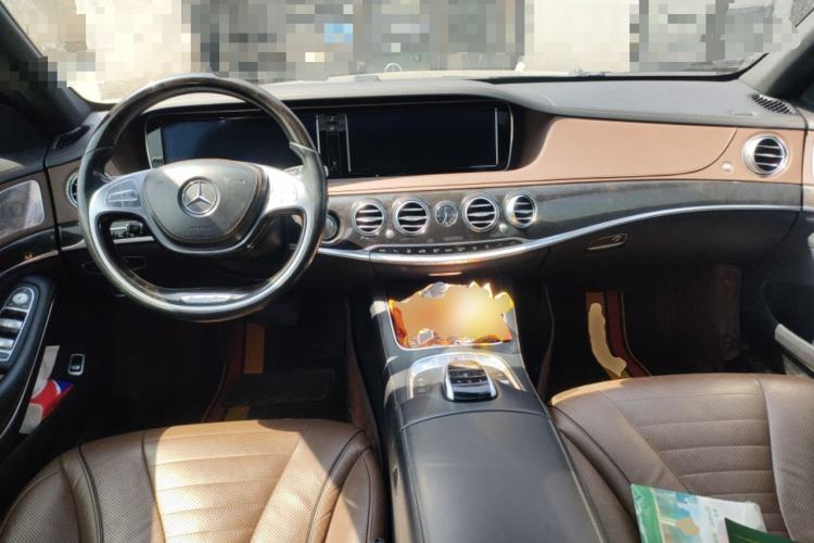 Used Mercedes-Benz S-Class 2014 S 500 L 4MATIC Center Console