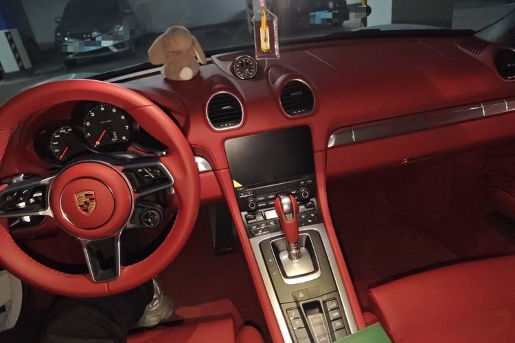 Used Porsche 718 2022 Boxster 2.0T
