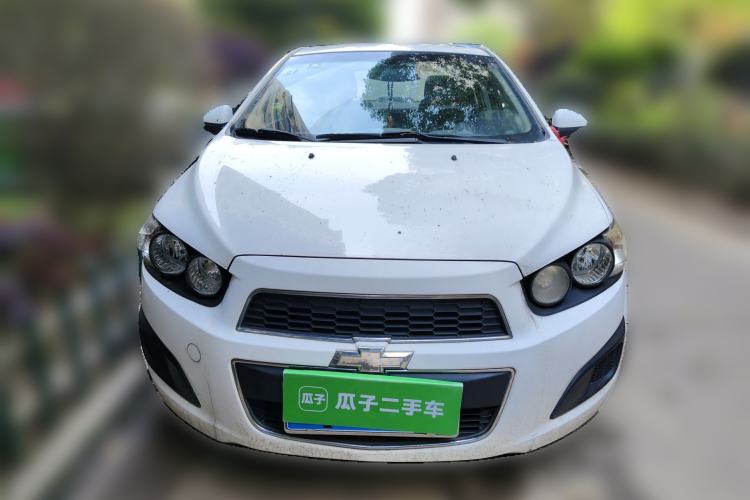 Used Chevrolet Aveo Sonic 2011 Sedan 1.4L MT SL