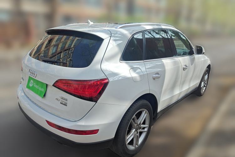 Used Audi Q5 2016 40 TFSI Comfort Model Rear Right 45 Deg