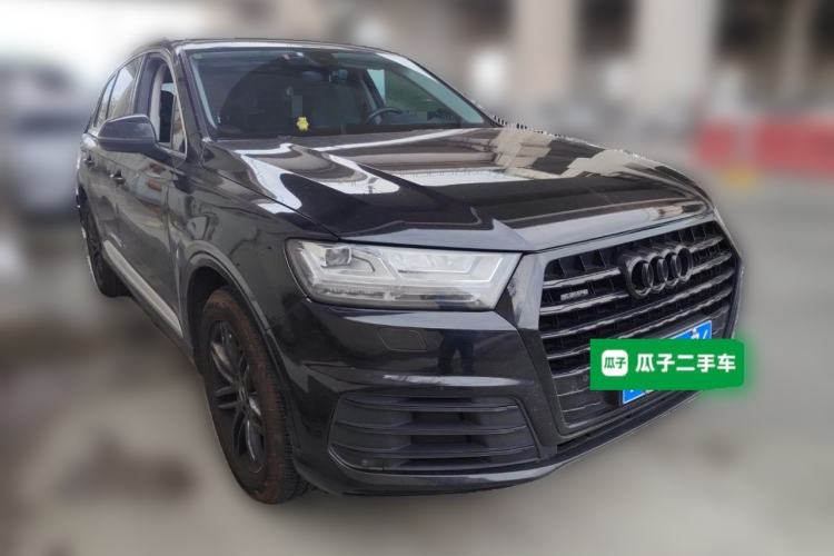 Used Audi Q7 2018 40 TFSI S line Sport Edition Front Right 45 Deg