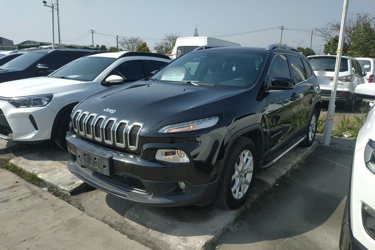 Used Jeep Cherokee 2016 2.4L Leading Edition