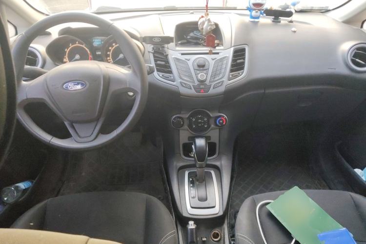 Used Ford Fiesta 2013 Hatchback 1.5L Automatic Fashion Edition

