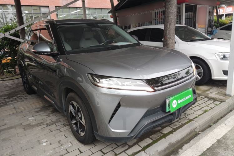 Used BYD Yuan UP 2024 401KM Beyond Edition Front Right 45 Deg