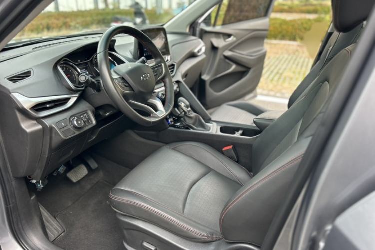 Used Chevrolet Orlando 2020 Light Hybrid Redline 530T Automatic Enjoyment Edition (5+2 Models)