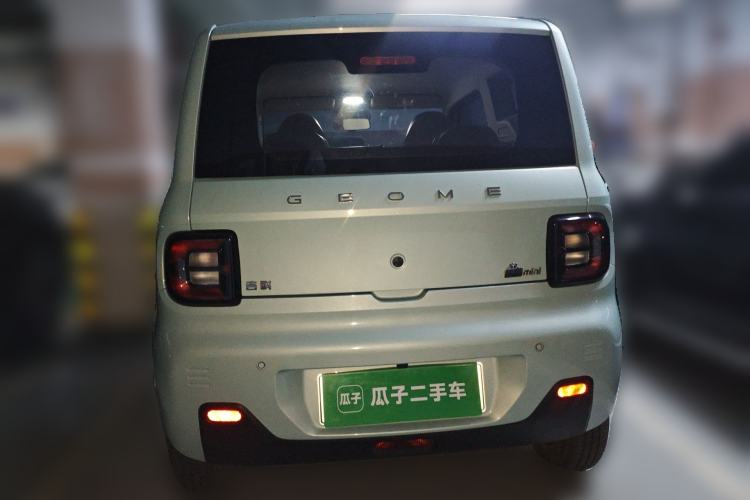 Used Geely Galaxy Panda 2023 Panda Mini 200km Endurance Bear
