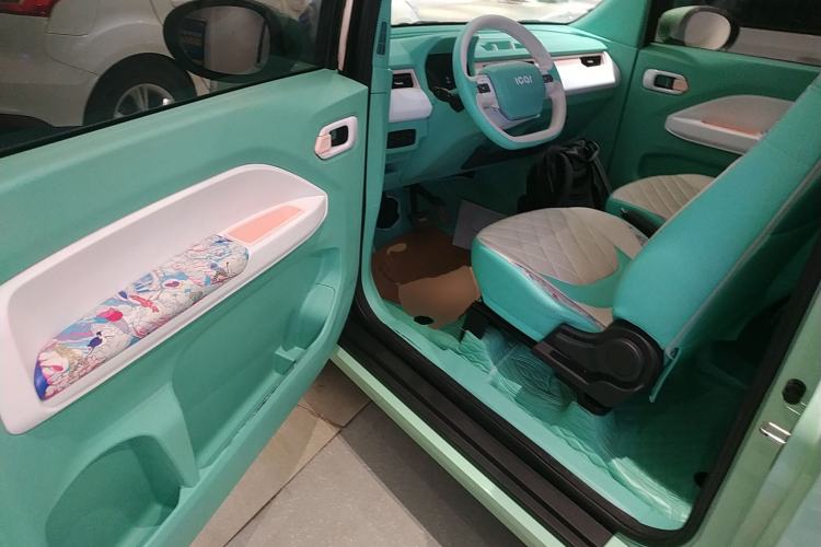 Used Chery QQ Ice Cream 2022 120km Conical Shape Lithium Iron Phosphate
