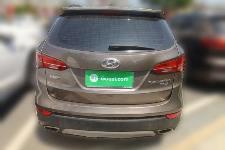 Used Hyundai Santa Fe 2015 2.0T Automatic Two-Wheel Drive Smart Version 5 Seats