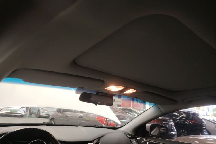 Used Hyundai Sonata 2014 2.4L Automatic Leading Edition China V Standard
