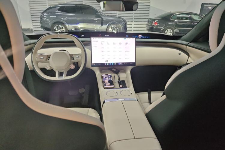 Used Xiaomi Auto YU7 2025 Ultra-Long Range High-Performance All-Wheel-Drive Max Edition
