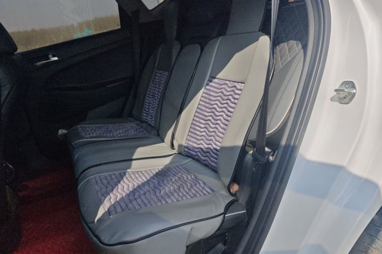 Used Hyundai Tucson 2019 280TGDi Dual-Clutch Two-Wheel Drive Fashion Edition China VI Standard Left Rear Seat