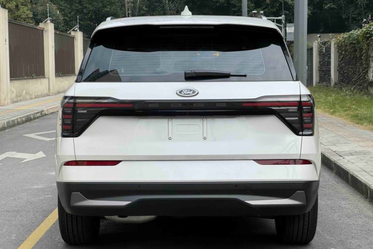 Used Ford Edge 2025 Escape L 2.0T EcoBoost Two-Wheel Drive 7-Seater Luxury Model