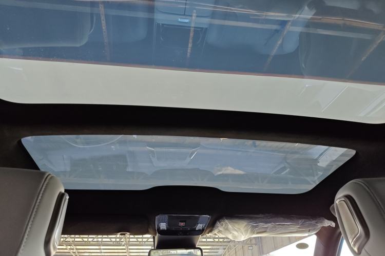 Used Honda P7 2025 Four-Wheel Drive Long-Range Max Headliner